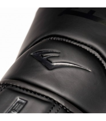 EVERLAST ELITE 2 PRO BOXING GLOVES black