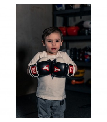 TITLE ΓΑΝΤΙΑ ΠΥΓΜΑΧΙΑΣ JUNIOR 4oz black